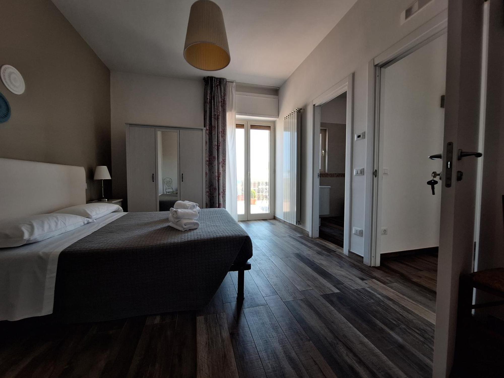 Vistamare House 호텔 모노폴리 외부 사진